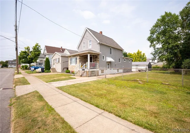 Photo 2 of Sale Pending at 30 Modern Ave, Buffalo, NY 14218 | MLS# B1704947 | Listing updated on 2026-08-11