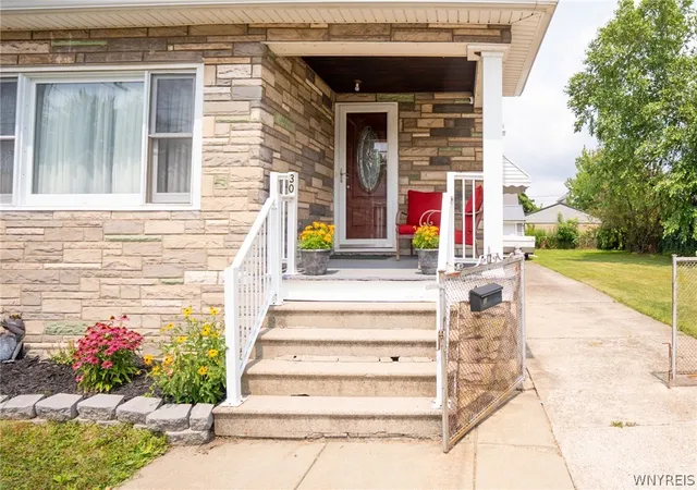 Photo 3 of Sale Pending at 30 Modern Ave, Buffalo, NY 14218 | MLS# B1704947 | Listing updated on 2026-08-11
