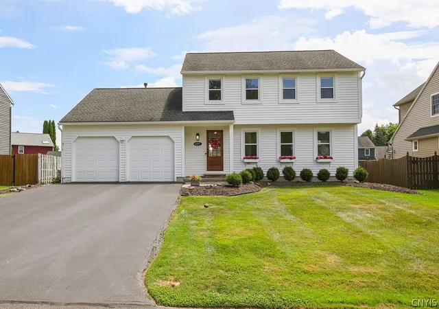Photo 1 of Sale Pending at 4257 Mayfair Cir, Liverpool, NY 13090 | MLS# S1704840 | Listing updated on 2026-09-01