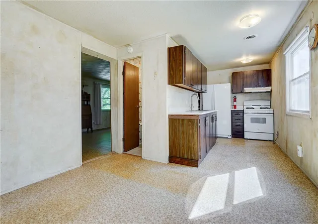 Photo 4 of Sale Pending at 7935 State Route 20a, Bloomfield, NY 14469 | MLS# R1703913 | Listing updated on 2026-08-20
