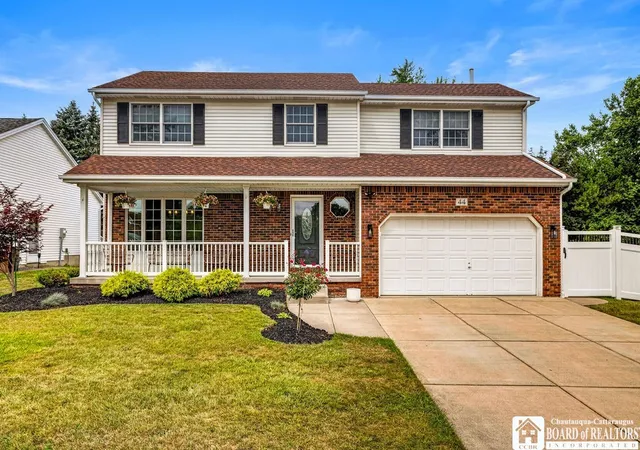 Photo 1 of Sale Pending at 44 Wedgewood Dr, Cheektowaga, NY 14227 | MLS# R1704801 | Listing updated on 2026-09-14
