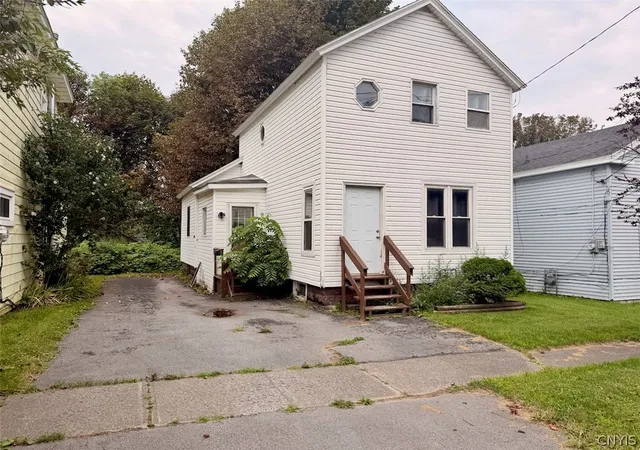 Photo 1 of Single family home for sale at 12 Porter St, Oswego, NY 13126 | MLS# S1705320 | Listing updated on 2026-09-13