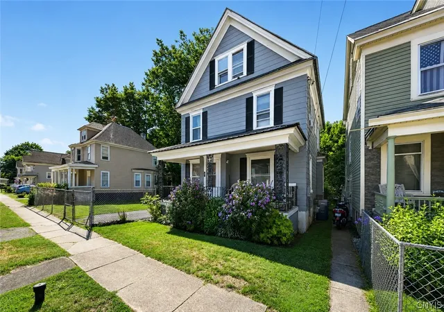 Photo 2 of Single family home for sale at 223 W Ostrander Ave, Syracuse, NY 13205 | MLS# S1705198 | Listing updated on 2026-09-15