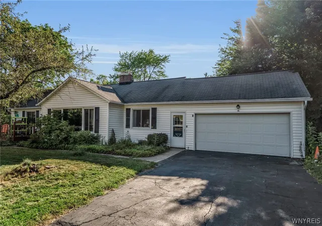 Photo 3 of Sale Pending at 16 South Ln, Orchard Park, NY 14127 | MLS# B1705137 | Listing updated on 2026-08-14