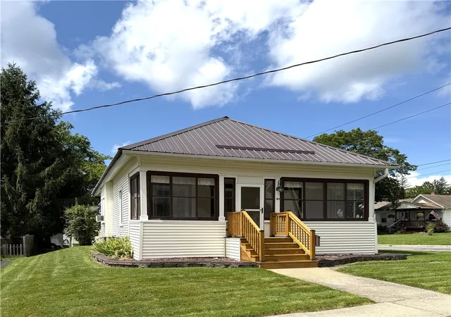 Photo 1 of Sale Pending at 31 Morgan Ave, Oneonta, NY 13820 | MLS# R1705405 | Listing updated on 2026-09-14