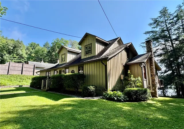 Photo 2 of Single family home for sale at 565 Buckhorn Lake Rd, Unadilla, NY 13849 | MLS# R1704876 | Listing updated on 2026-08-10
