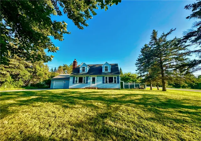 Photo 2 of Single family home for sale at 405 Ogden Parma Tl Rd, Spencerport, NY 14559 | MLS# R1704321 | Listing updated on 2026-08-31