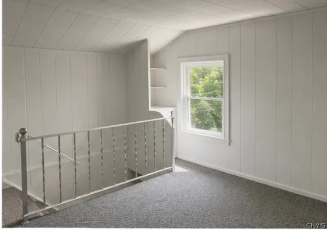 Photo 4 of Single family home for sale at 68 Frances St, Auburn, NY 13021 | MLS# S1705338 | Listing updated on 2026-09-09