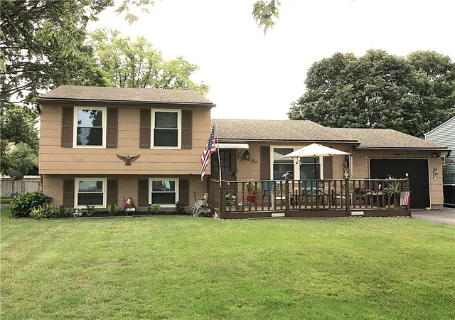 Photo 1 of Sale Pending at 141 Pilot St, Rochester, NY 14606 | MLS# R1705432 | Listing updated on 2026-08-21