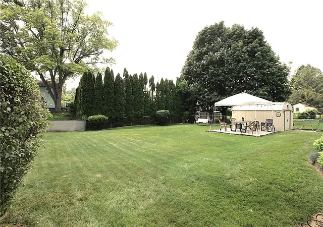 Photo 3 of Sale Pending at 141 Pilot St, Rochester, NY 14606 | MLS# R1705432 | Listing updated on 2026-08-21