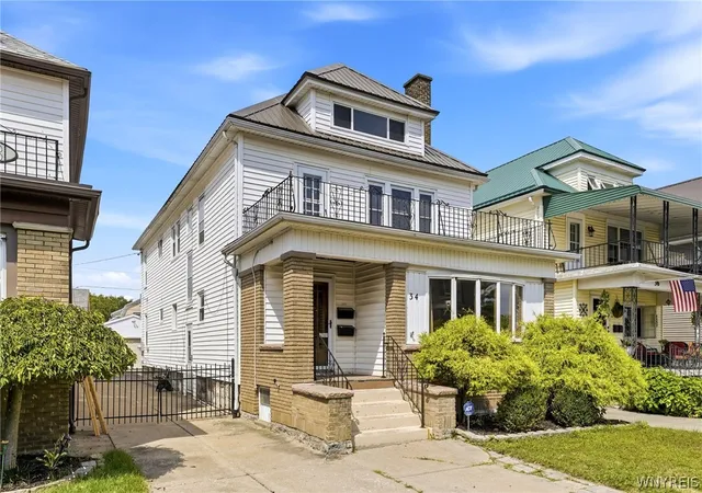 Photo 1 of Sale Pending at 34 Cunard Rd, Buffalo, NY 14216 | MLS# B1705327 | Listing updated on 2026-08-14