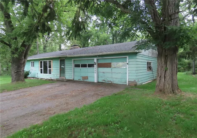 Photo 3 of Single family home for sale at 2480 Layton St Rd, Lyons, NY 14489 | MLS# R1705473 | Listing updated on 2026-08-08