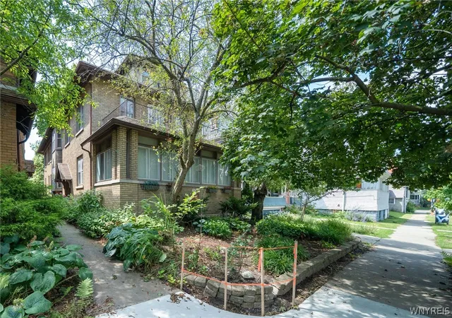 Photo 1 of Sale Pending at 334 Summer St, Buffalo, NY 14222 | MLS# B1703548 | Listing updated on 2026-09-08