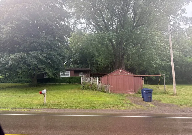Photo 1 of Single family home for sale at 6611 Old Lyons Rd, Newark, NY 14513 | MLS# R1705049 | Listing updated on 2026-08-26