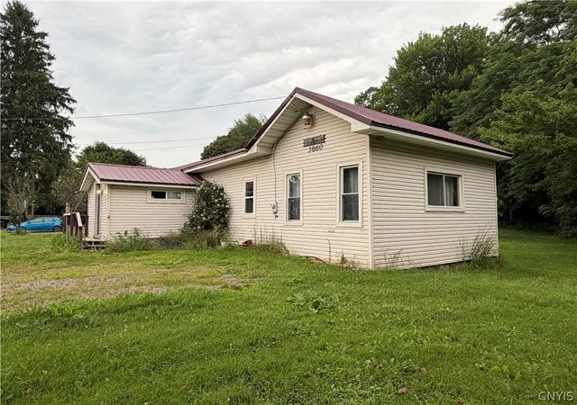 Photo 3 of Single family home for sale at 3860 County Route 6, Oswego, NY 13126 | MLS# S1705569 | Listing updated on 2026-08-09
