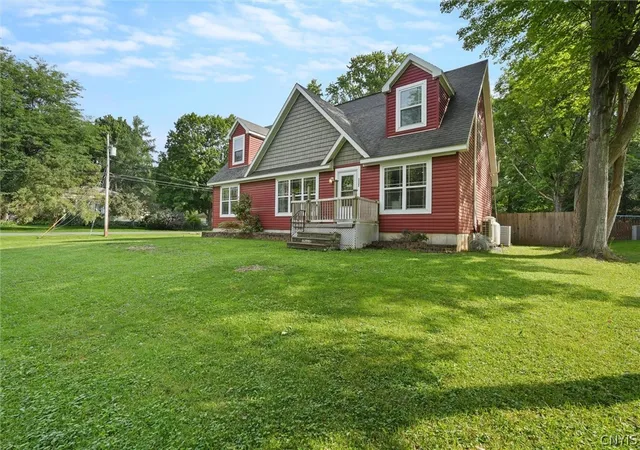 Photo 3 of Sale Pending at 3222 Clinton St, Oneida, NY 13421 | MLS# S1705536 | Listing updated on 2026-08-27