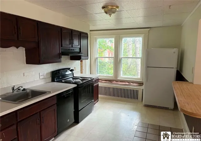 Photo 3 of Sale Pending at 212 & 212 1/2 Lakeview Ave, Jamestown, NY 14701 | MLS# R1704804 | Listing updated on 2026-08-15
