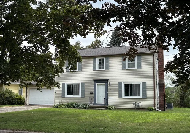 Photo 1 of Sale Pending at 7 Coleman Crk Rd, Brockport, NY 14420 | MLS# R1704037 | Listing updated on 2026-09-04