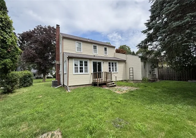 Photo 2 of Sale Pending at 7 Coleman Crk Rd, Brockport, NY 14420 | MLS# R1704037 | Listing updated on 2026-09-04