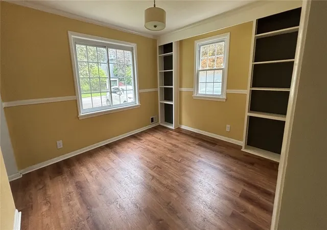 Photo 3 of Sale Pending at 7 Coleman Crk Rd, Brockport, NY 14420 | MLS# R1704037 | Listing updated on 2026-09-04