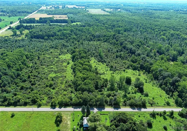 Photo 2 of Sale Pending at 6054 Crosby Rd, Lockport, NY 14094 | MLS# B1705140 | Listing updated on 2026-08-18