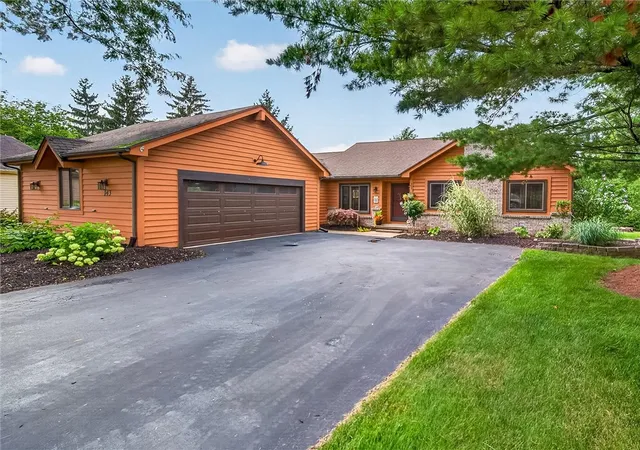 Photo 3 of Sale Pending at 143 Lambton Cir, Rochester, NY 14626 | MLS# R1705594 | Listing updated on 2026-08-24