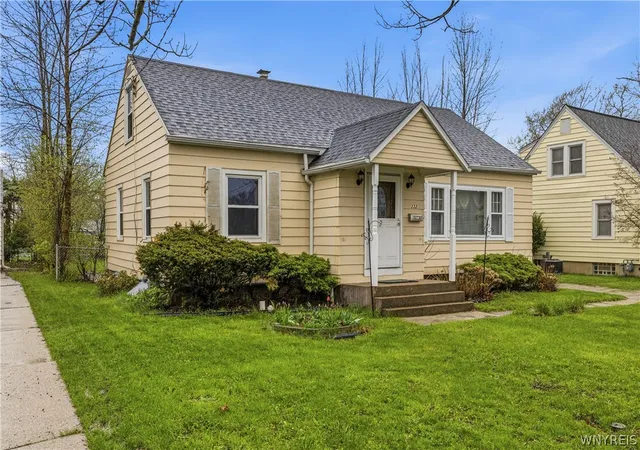 Photo 1 of Single family home for sale at 332 Springville Ave, Buffalo, NY 14226 | MLS# B1705684 | Listing updated on 2026-09-03