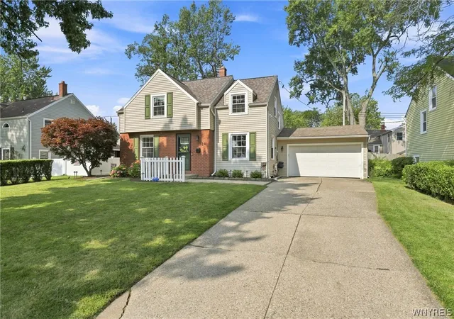 Photo 2 of Sale Pending at 124 Dalton Dr, Buffalo, NY 14223 | MLS# B1699745 | Listing updated on 2026-08-18