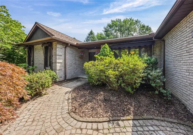 Photo 1 of Sale Pending at 53 Random Knls Dr, Penfield, NY 14526 | MLS# R1705605 | Listing updated on 2026-08-20