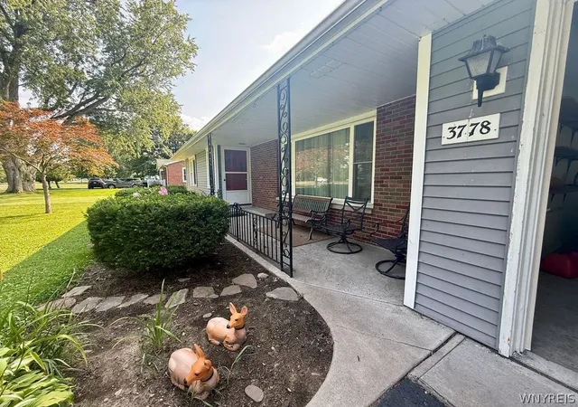 Photo 3 of Single family home for sale at 3778 Ransomville Rd, Ransomville, NY 14131 | MLS# B1705494 | Listing updated on 2026-08-22