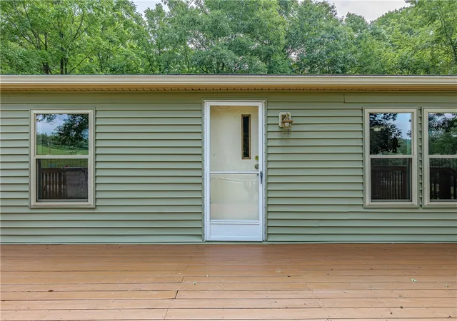 Photo 3 of Sale Pending at 7071 Tilton Rd, Bloomfield, NY 14469 | MLS# R1705061 | Listing updated on 2026-08-21
