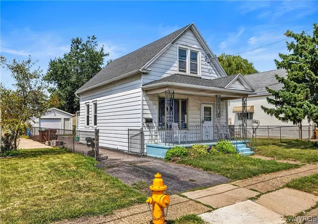 Photo 2 of Sale Pending at 246 Lackawanna Ave, Buffalo, NY 14212 | MLS# B1705282 | Listing updated on 2026-08-18
