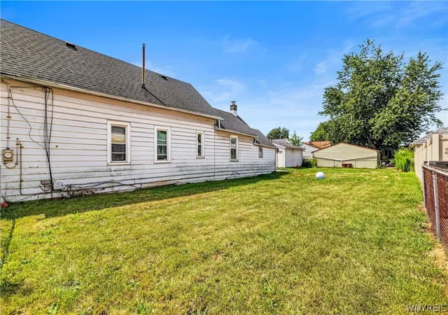 Photo 3 of Sale Pending at 246 Lackawanna Ave, Buffalo, NY 14212 | MLS# B1705282 | Listing updated on 2026-08-18
