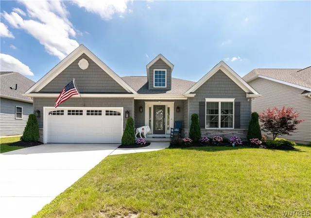 Photo 1 of Sale Pending at 91 Glen Meadow Dr, East Amherst, NY 14051 | MLS# B1705770 | Listing updated on 2026-08-24