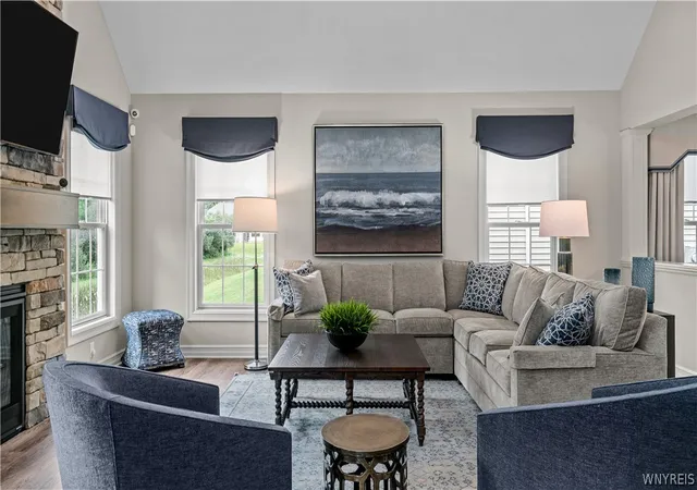 Photo 4 of Sale Pending at 91 Glen Meadow Dr, East Amherst, NY 14051 | MLS# B1705770 | Listing updated on 2026-08-24