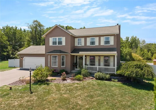 Photo 1 of Sale Pending at 4325 Lazybrook Cir, Liverpool, NY 13088 | MLS# S1705723 | Listing updated on 2026-08-19