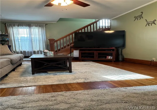 Photo 4 of Sale Pending at 207 Wardman Rd, Buffalo, NY 14217 | MLS# B1705759 | Listing updated on 2026-09-04