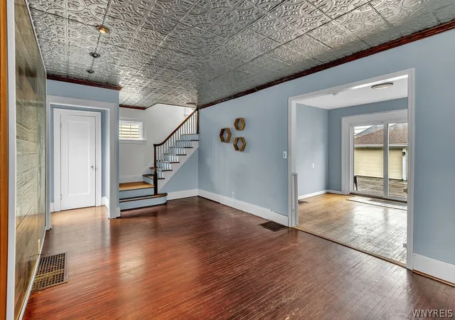 Photo 3 of Sale Pending at 22 Bewley Pkwy, Lockport, NY 14094 | MLS# B1705622 | Listing updated on 2026-08-26