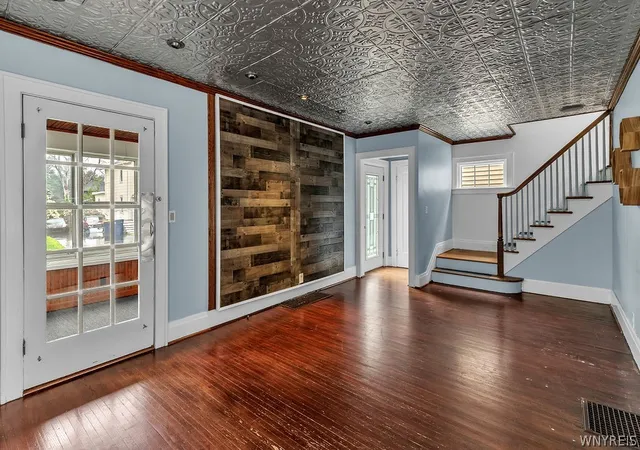 Photo 4 of Sale Pending at 22 Bewley Pkwy, Lockport, NY 14094 | MLS# B1705622 | Listing updated on 2026-08-26