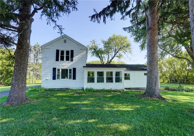 Photo 1 of Sale Pending at 5544 Holtz Rd, Farmington, NY 14425 | MLS# R1705780 | Listing updated on 2026-09-04