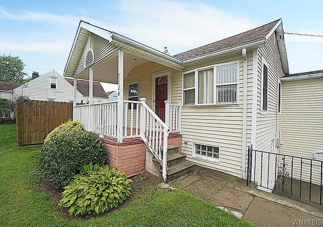Photo 2 of Single family home for sale at 1124 Maple Ave, Niagara Falls, NY 14305 | MLS# B1705379 | Listing updated on 2026-09-03
