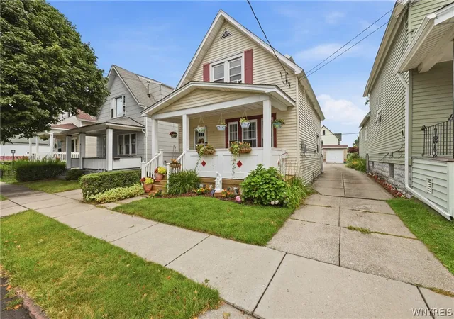 Photo 2 of Sale Pending at 46 Dempster St, Buffalo, NY 14206 | MLS# B1702463 | Listing updated on 2026-09-14