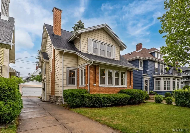 Photo 2 of Single family home for sale at 77 Fordham Dr, Buffalo, NY 14216 | MLS# B1705581 | Listing updated on 2026-09-12