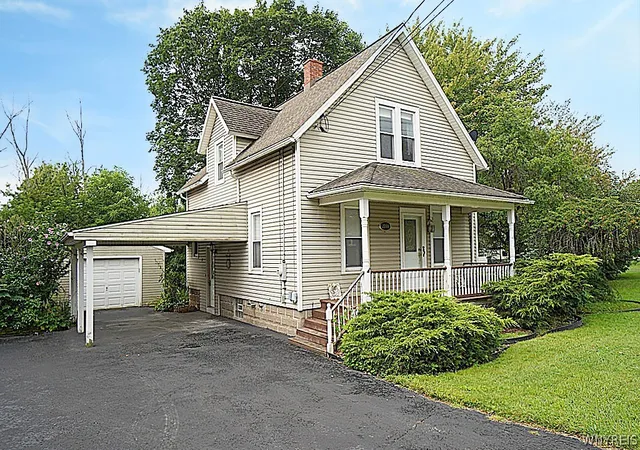 Photo 2 of Sale Pending at 2398 Niagara Rd, Niagara Falls, NY 14304 | MLS# B1705855 | Listing updated on 2026-08-28