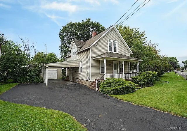 Photo 3 of Sale Pending at 2398 Niagara Rd, Niagara Falls, NY 14304 | MLS# B1705855 | Listing updated on 2026-08-28
