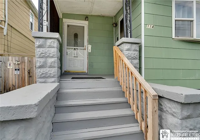 Listing Photo 4 - Condo for sale in building located at 114 Roesch Ave, Buffalo, NY 14207