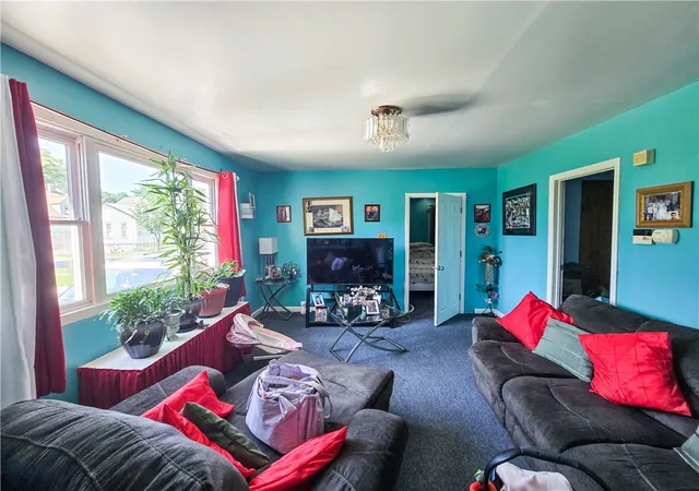 Listing Photo 4 - Condo for sale in building located at 378 Scio St, Rochester, NY 14605