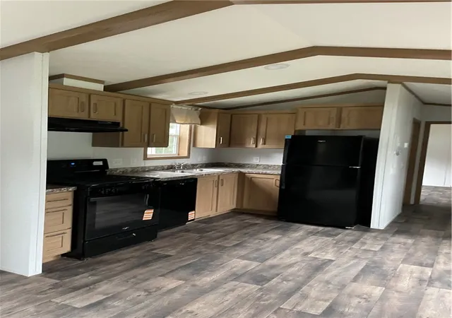 Photo 3 of Manufactured home for sale at 67 Northrup Ln, Farmington, NY 14425 | MLS# R1705920 | Listing updated on 2026-09-08
