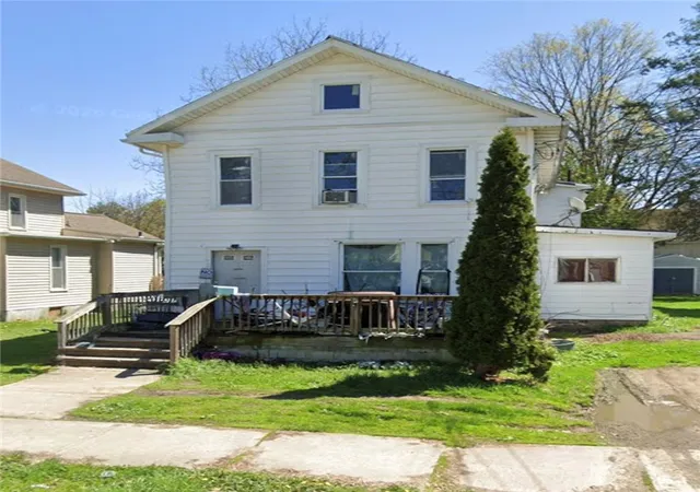 Photo 1 of Single family home for sale at 302 Lormore St, Elmira, NY 14904 | MLS# R1705917 | Listing updated on 2026-09-08