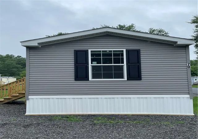 Photo 2 of Manufactured home for sale at 70 1st Street, Farmington, NY 14425 | MLS# R1705926 | Listing updated on 2026-08-10